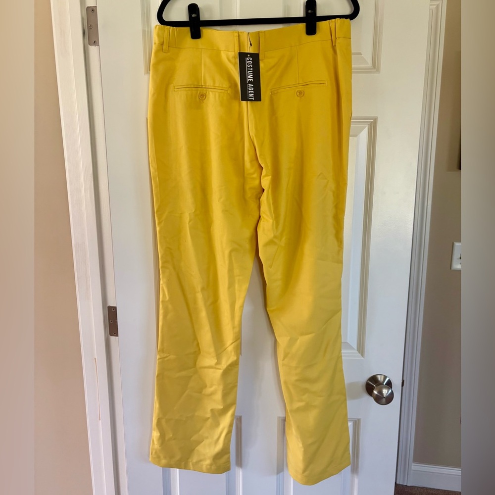 Men's Yellow Costume Suit with Polka Dot Tie and Pointed Hat - Picture 8 of 8